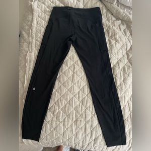 Lulu Lemon black leggings